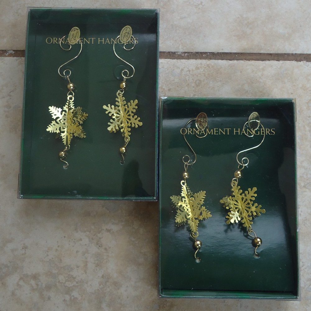 Department  56 Ornament Hangers